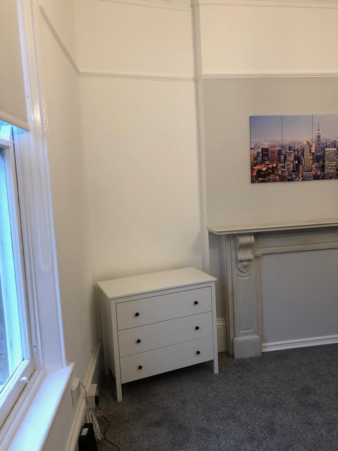 No 32 - LARGE 2 BED NEAR SEFTON PARK AND LARK LANE Apartment Liverpool Ngoại thất bức ảnh