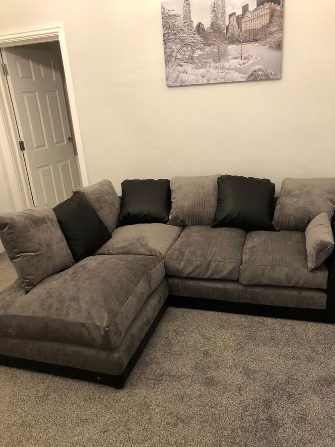 No 32 - LARGE 2 BED NEAR SEFTON PARK AND LARK LANE Apartment Liverpool Ngoại thất bức ảnh